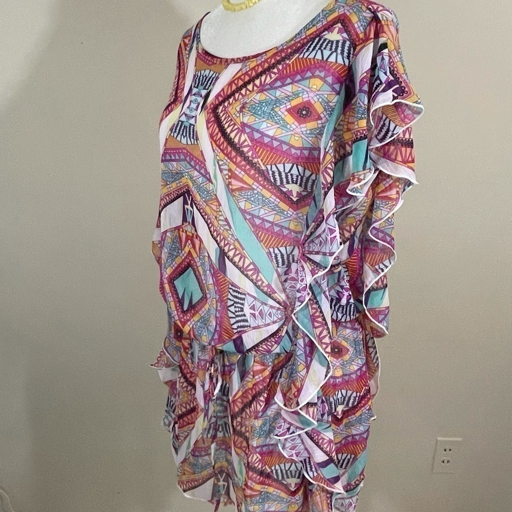 Jessica Simpson sz sm coverup or tunic abstract